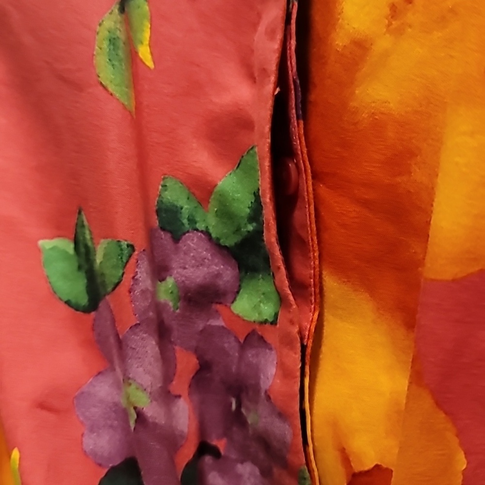 Jones New York Multicolor Floral Blouse Size Large - Picture 4 of 7
